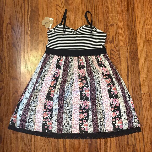 GRANE Boho Floral & Stripe Colorblock Sundress- Size L NWT - Picture 2 of 6